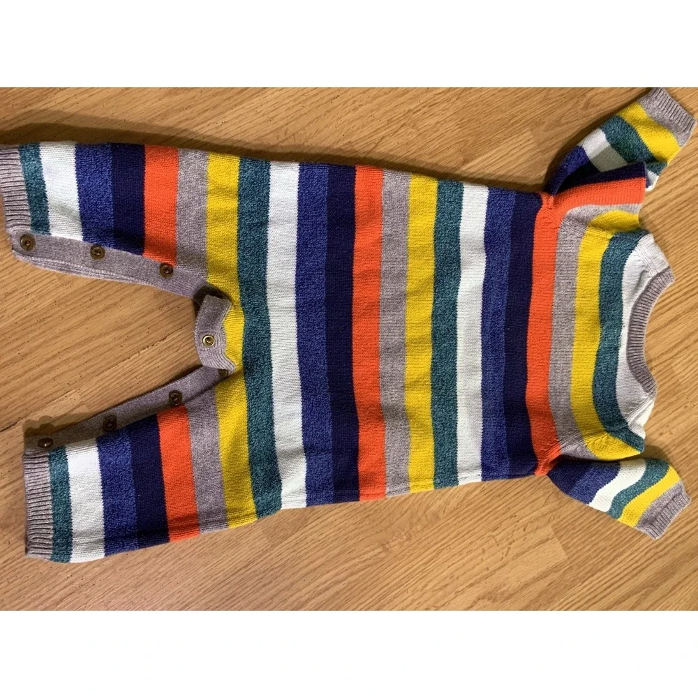 Baby Gap Striped‎ Neutral Color Linen One Piece W/Snaps Size 6-12 Months